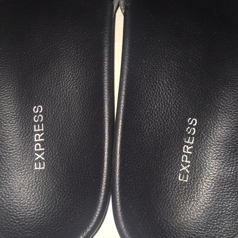 Express slides - Picture 3 of 5